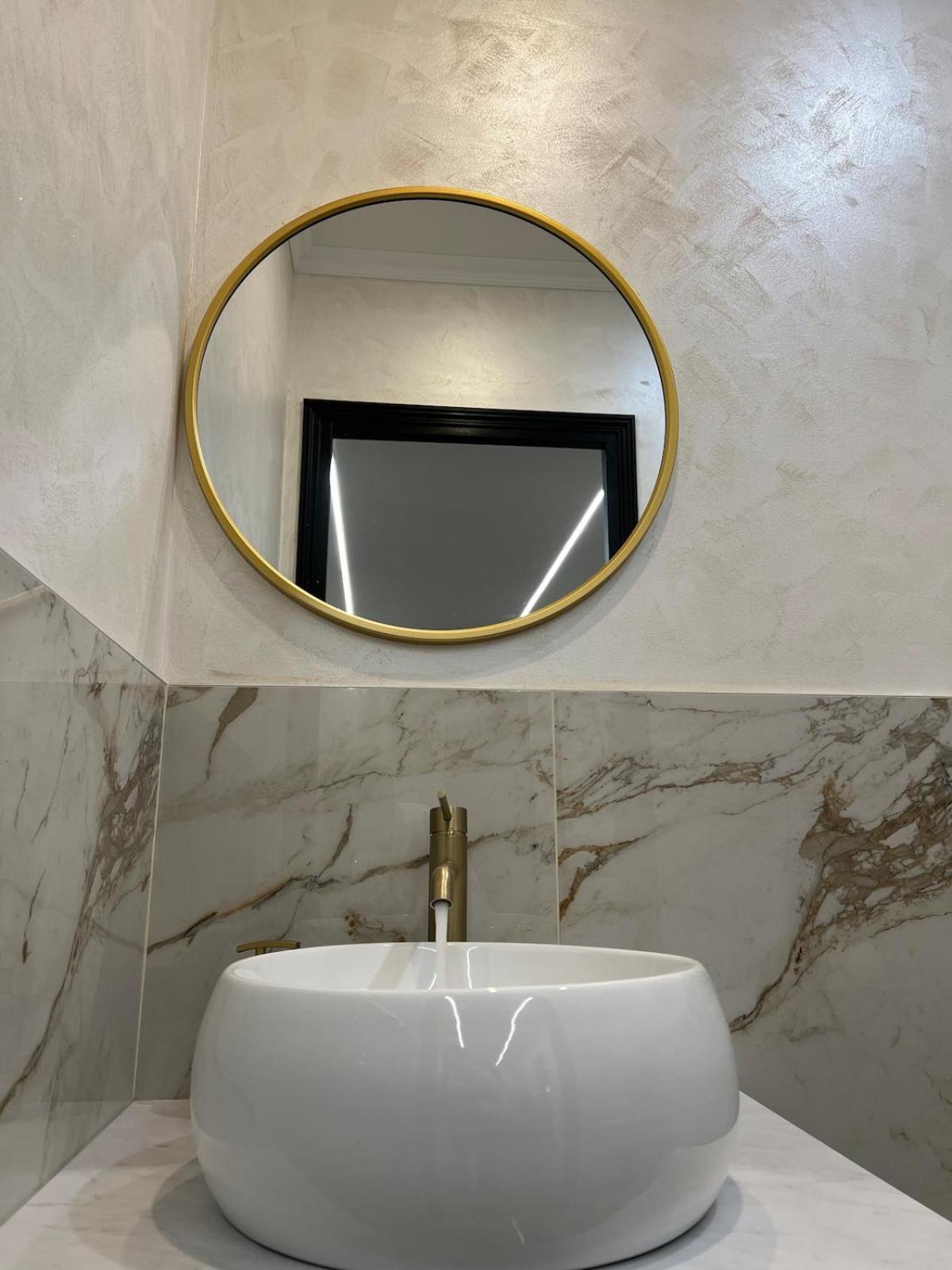 La Doree & Netflix Parking Wifi Villa *